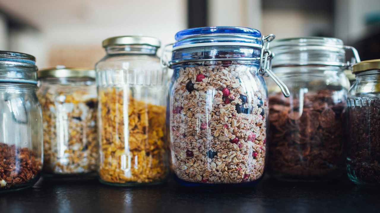 Vasi in vetro come disinfettarli in microonde - Bigcitylife.it